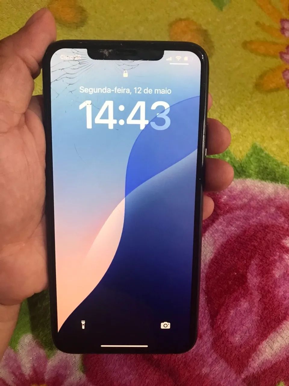 iPhone 11 Pro Max - 256GB - Tela Quebrada (Leia o Anúncio!)