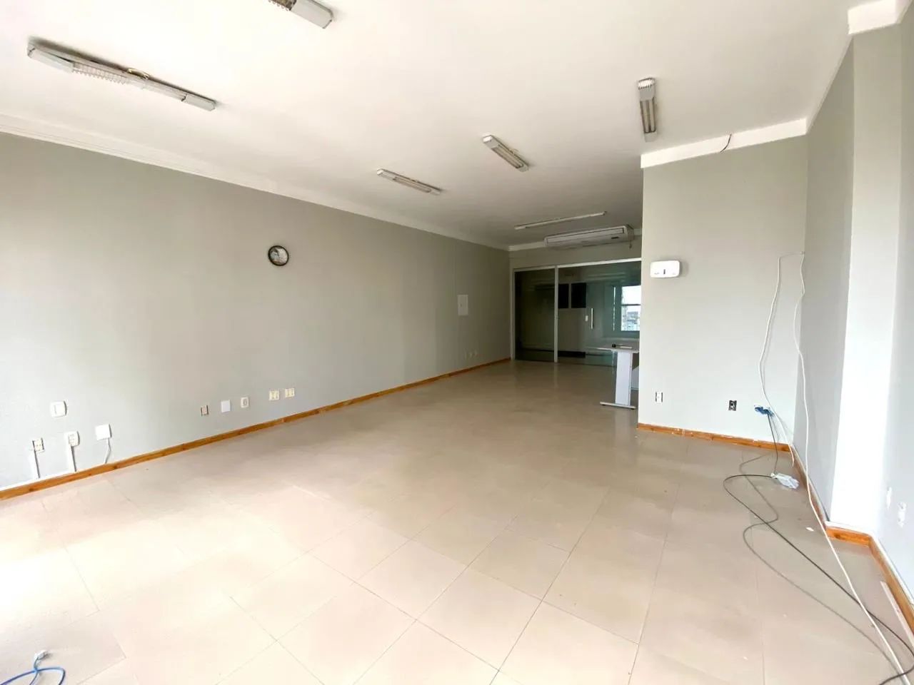 Sala comercial, 48m² no Ed. Metropolitan Tower - Foto 2