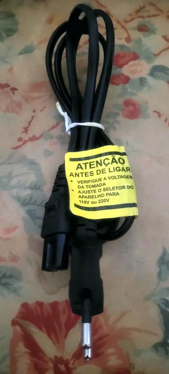 CABO DE ALIMENTAÇÃO PARA EQUIPAMENTOS DE AUDIO 