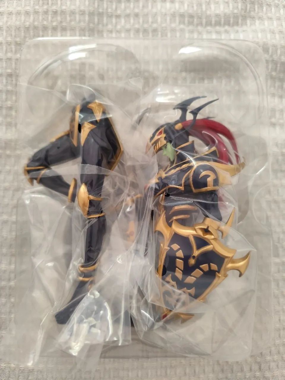 Action Figure Yu-Gi-Oh! Chaos Soldier Equal = Arts 23cm Konami