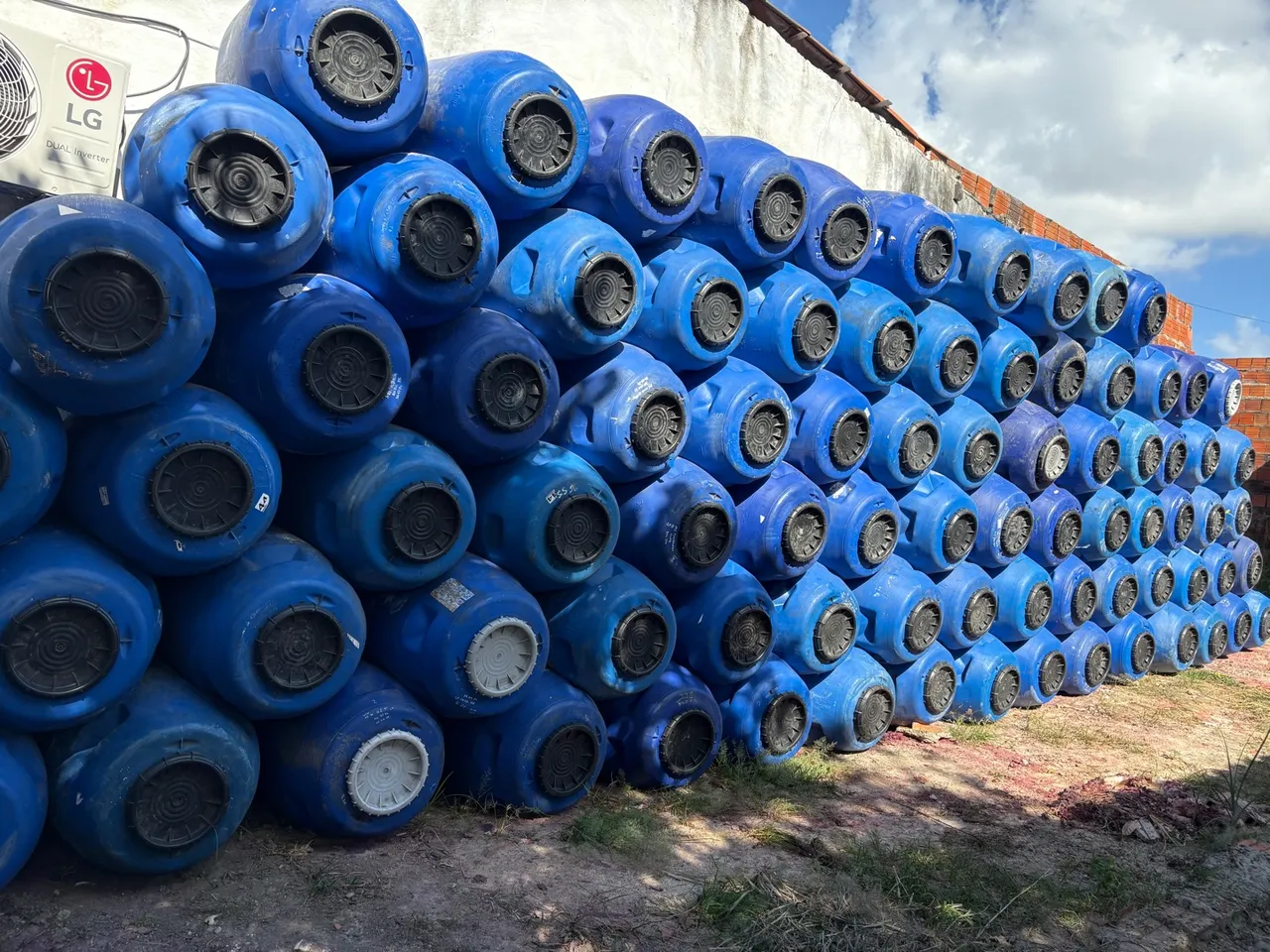 Tambores Plásticos Azul com Tampa - Diversos Tamanhos