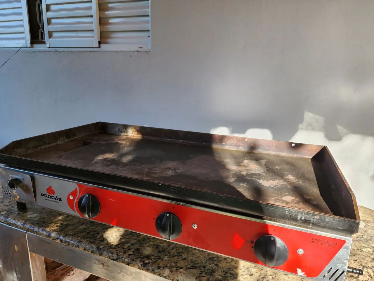 Chapa profissional pro gás semi nova  - Foto 3