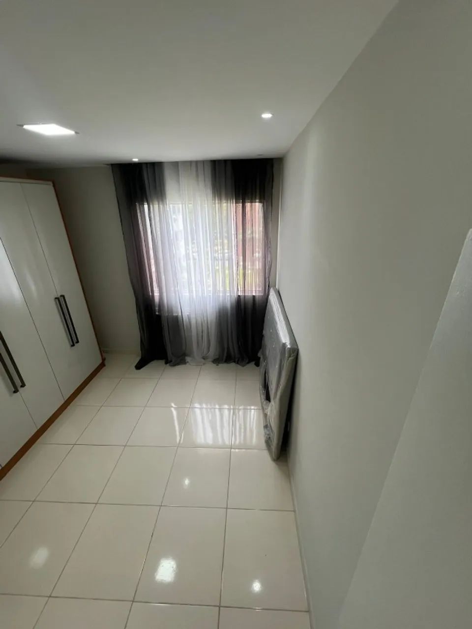 VENDO APARTAMENTO NA AV. CESÁRIO DE MELO 