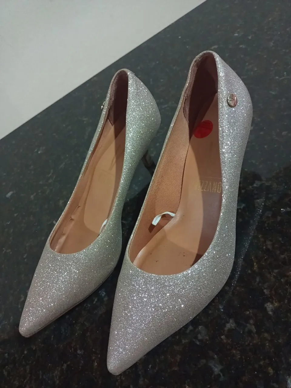 Scarpin baixo, Vizzano, dourado brilhante