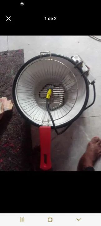 Uma fritadeira nova com nota fiscal 