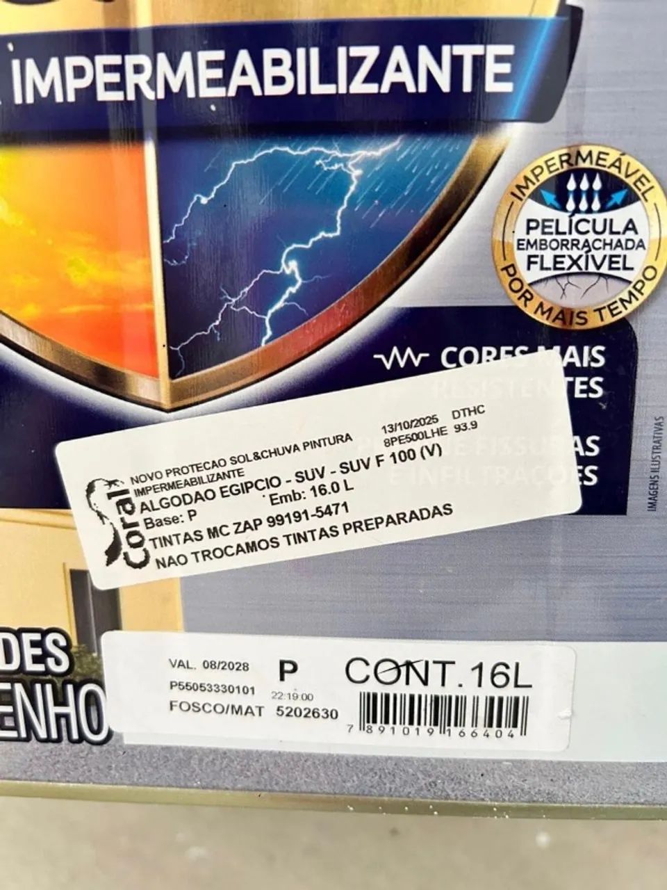 Lata tinta coral emborrachada 