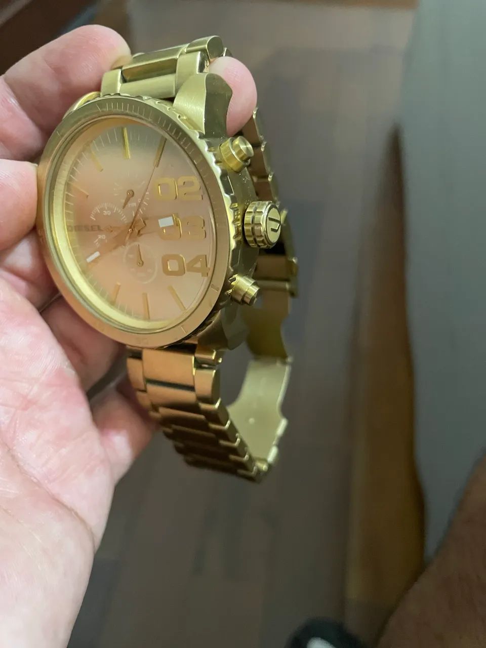 Relógio Diesel dourado - Foto 5