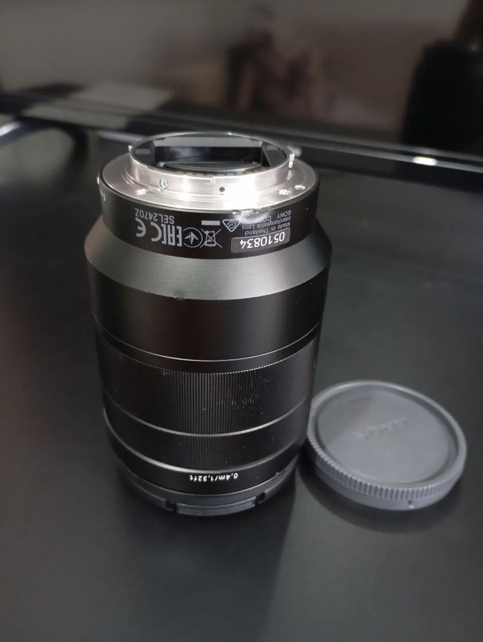 Lente Sony Zeiss FE 24-70mm f/4 ZA OSS - Foto 4