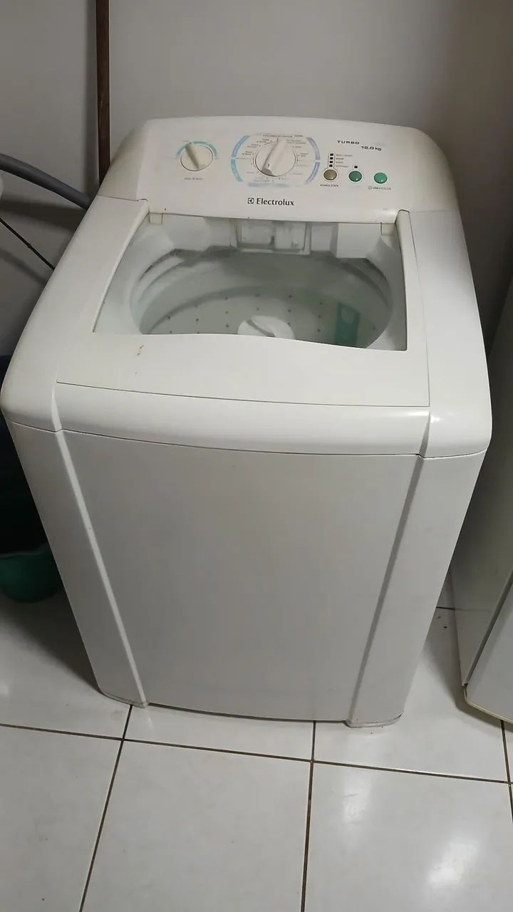 Máquina de Lavar Roupa Electrolux 12kg