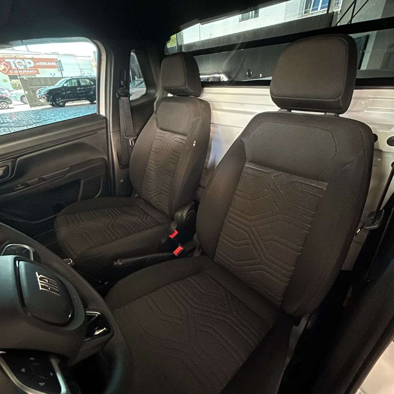 Fiat Strada Freedom 1.3 Flex 8V CS Plus 2024 - Foto 8