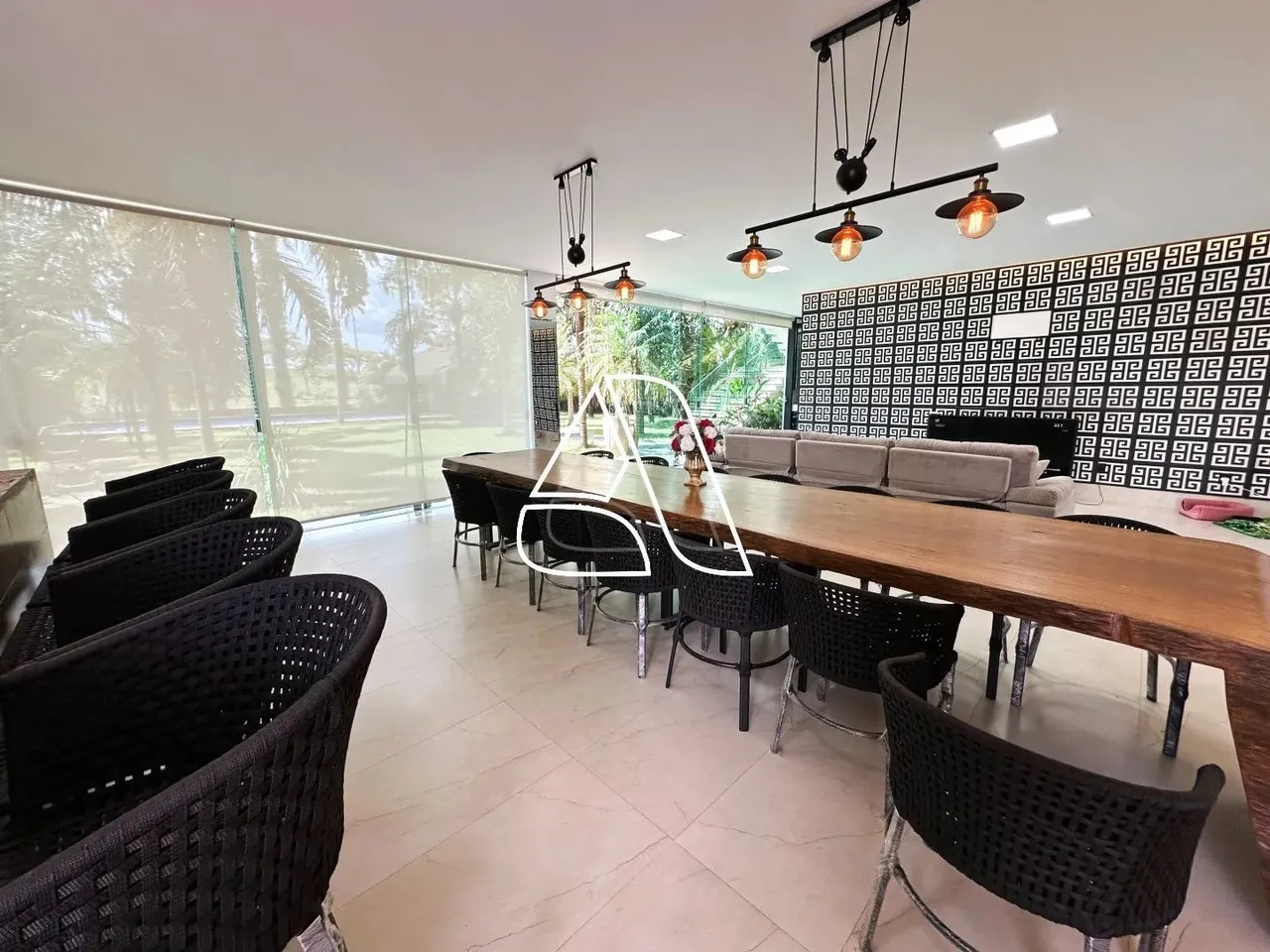 Casa em condomínio fechado, Goiânia.