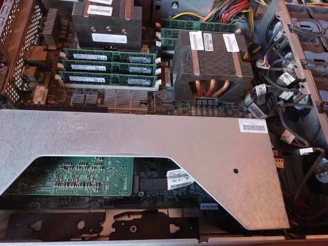 Servidor HP dl180 G6 2x XEON 12/24 - Foto 4