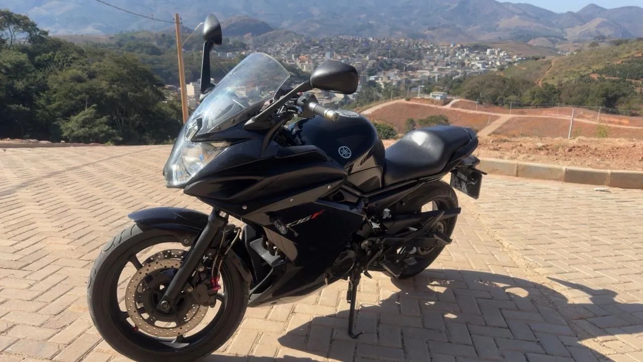 XJ6F 2010/2011 carenada  - Foto 4