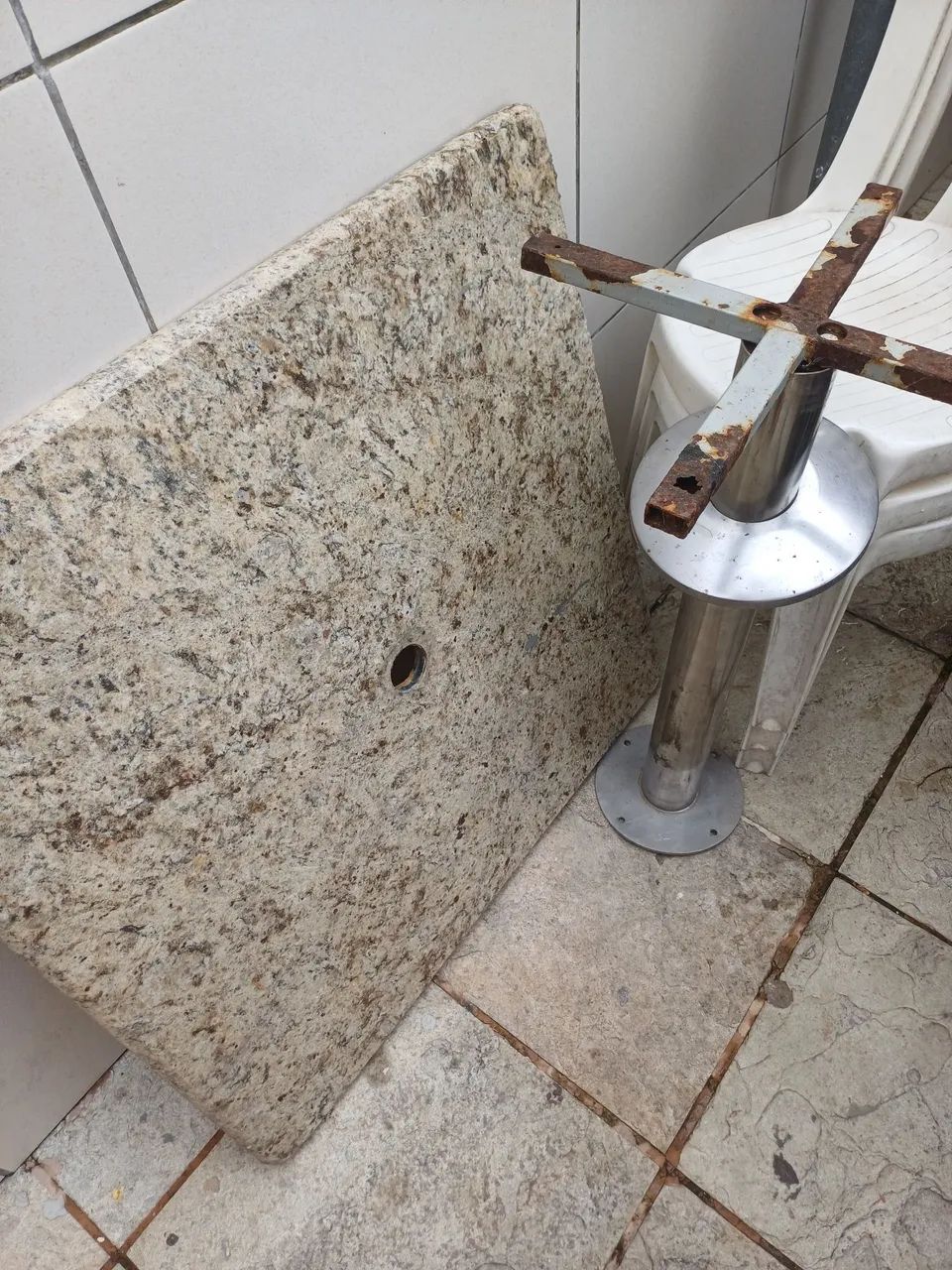 Mesa de Mármore com Base fixa de aço inox - Foto 4