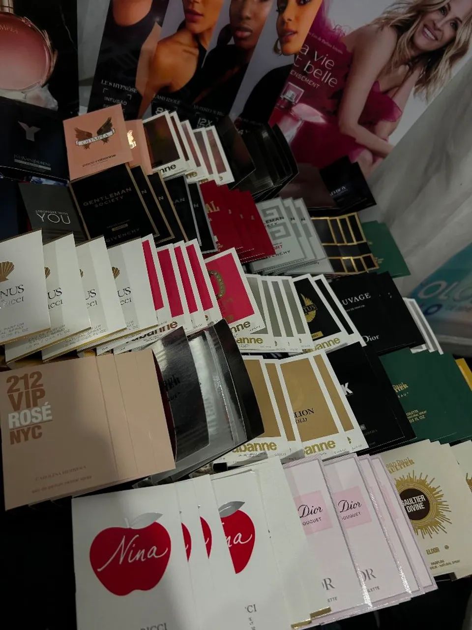 Amostras flaconet perfumes  - Foto 4