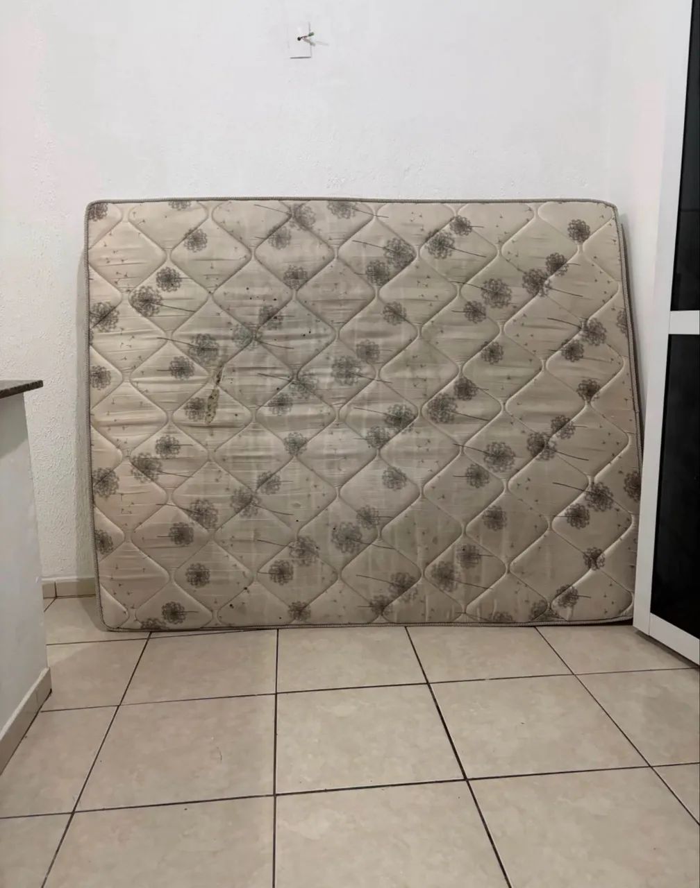 COLCHÃO DE CASAL
