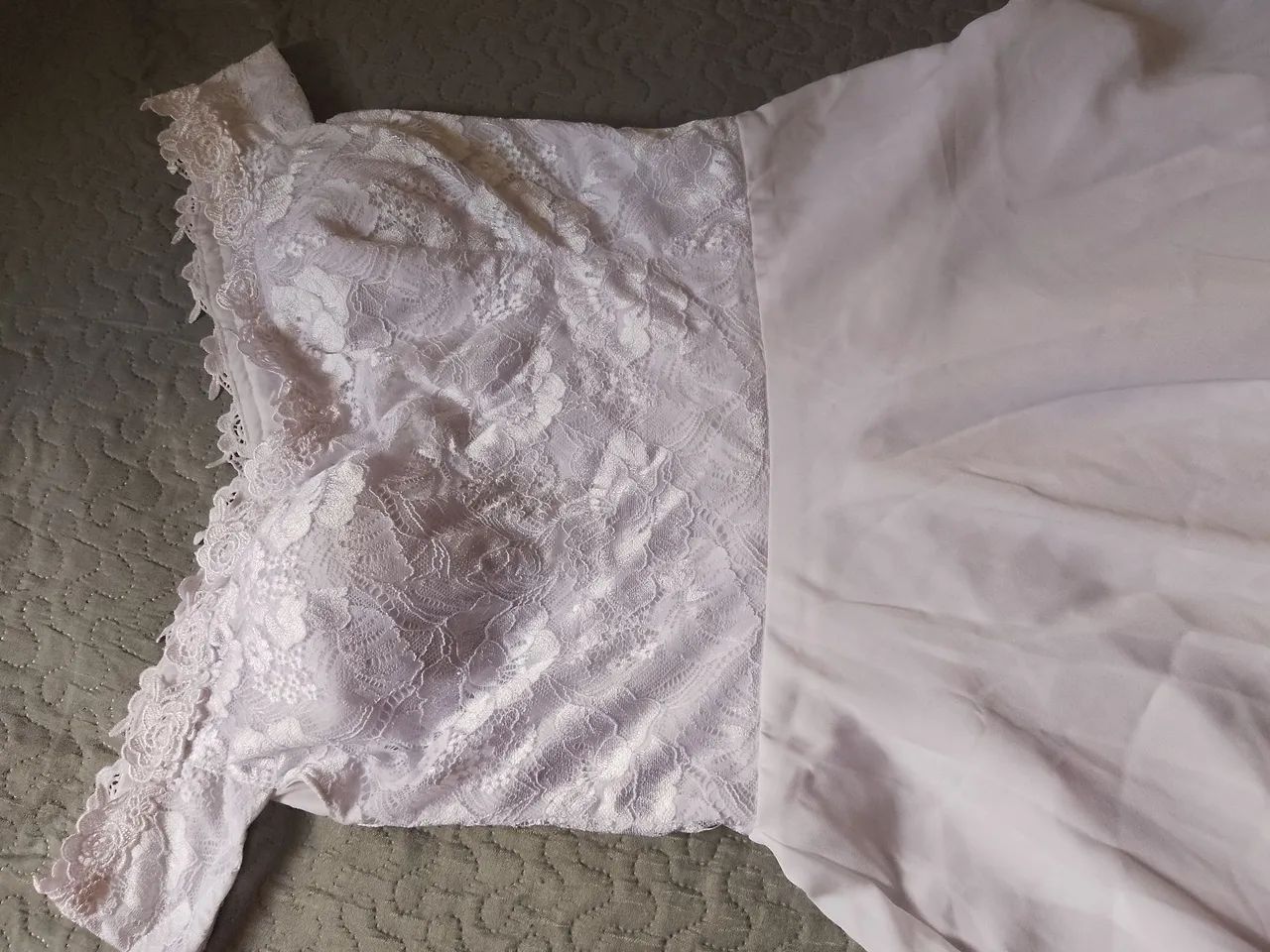 Vestido de noiva bem novo - Foto 2