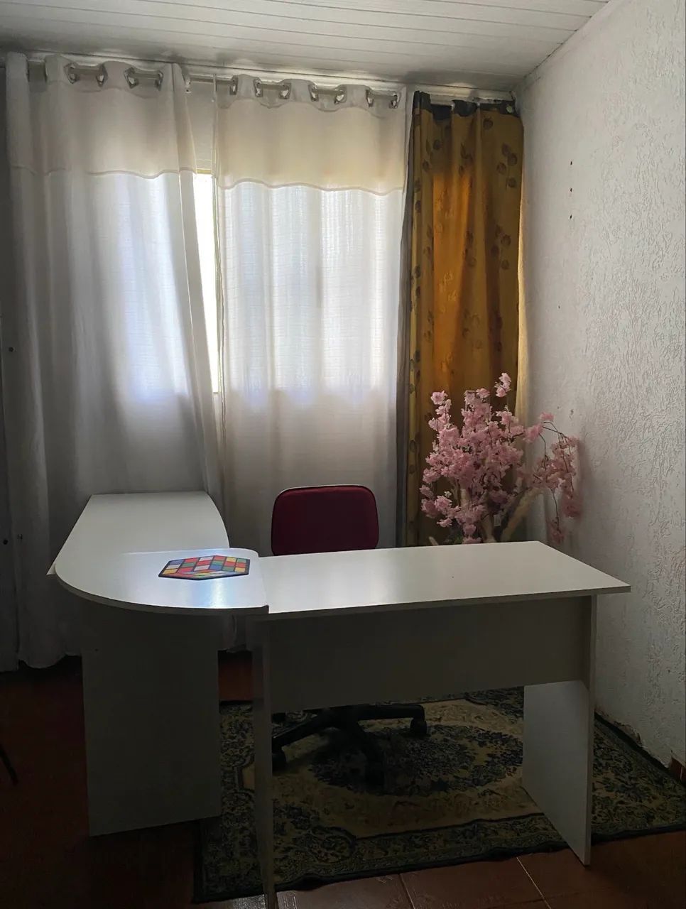 Mesa em L