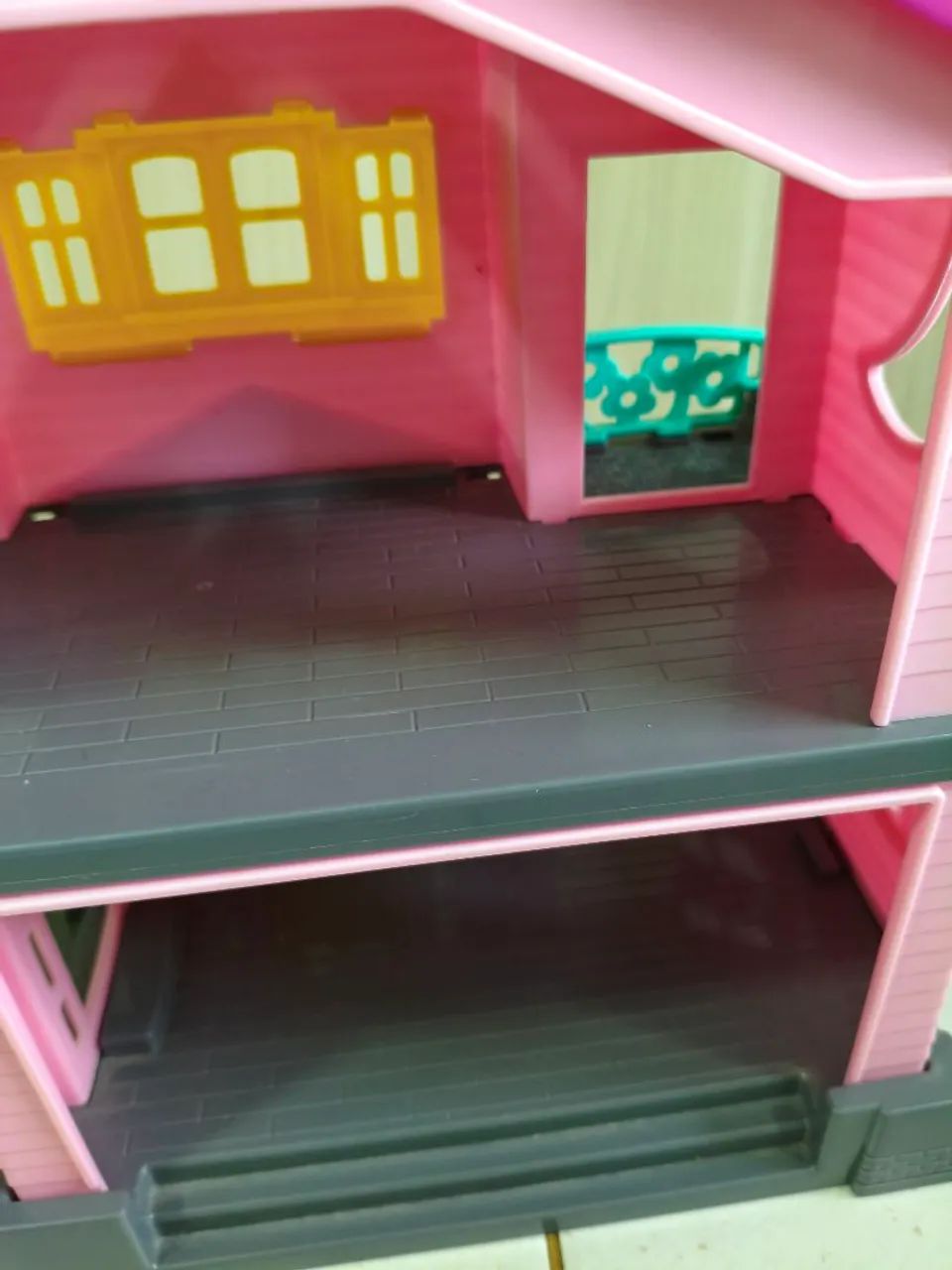 Casa de Bonecas linda de coleção para decorar e brincar ótimo estado. - Foto 4