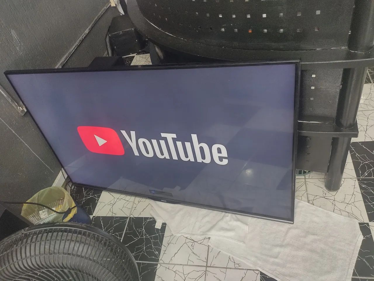 Vendo Smartv Samsung 43 polegadas top de linha R$ 1000,00