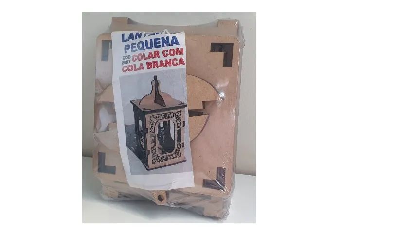 Luminária abajur em MDF