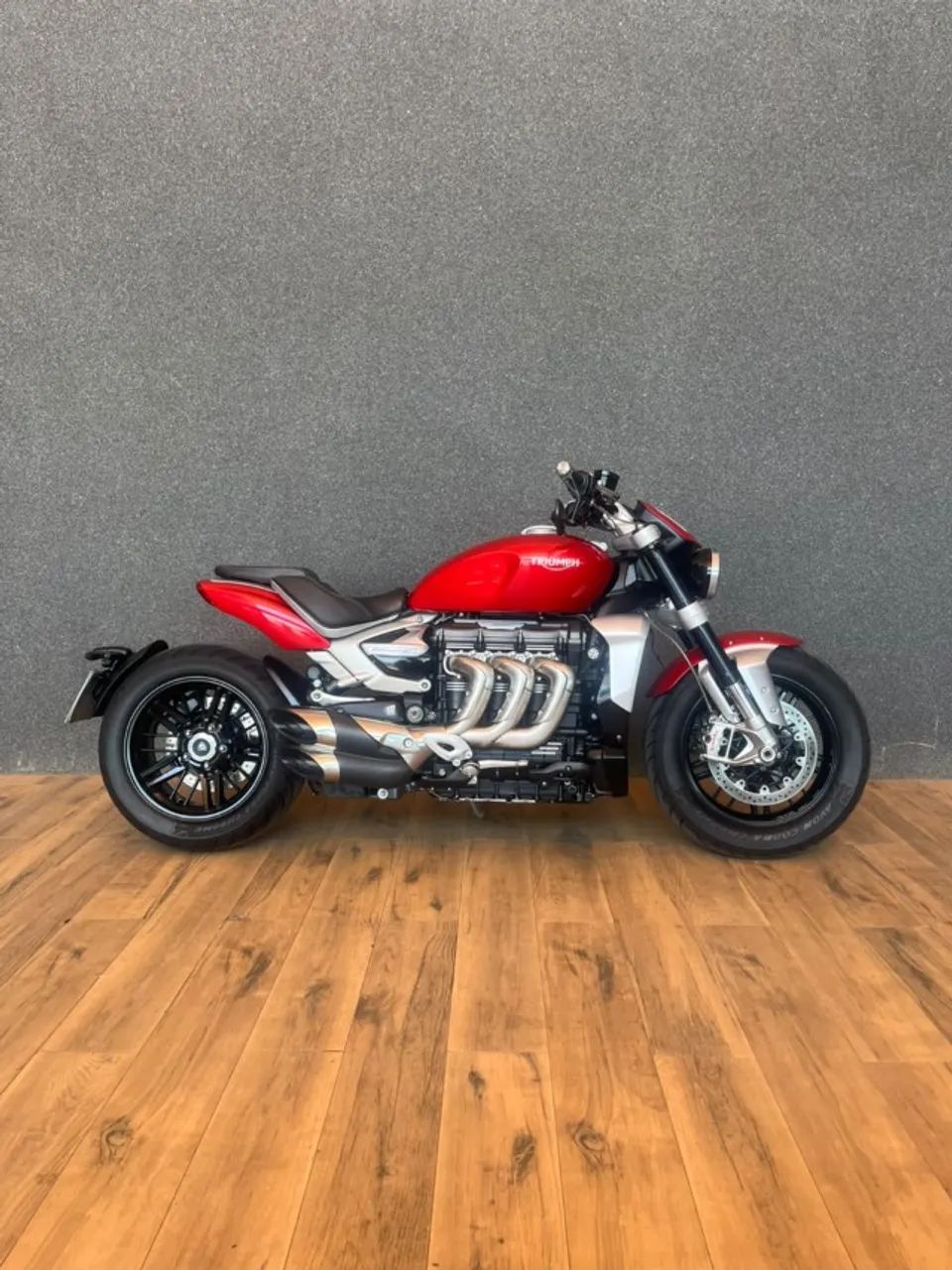 Triumph Rocket III R 2500cc 2022 - Foto 2