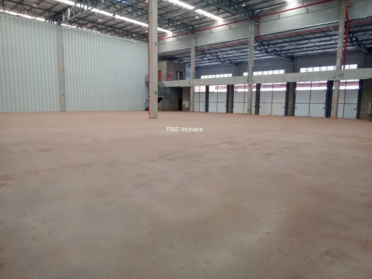 Galpão Comercial em Cajamar-SP, com 4.350m² de Área. - Foto 6