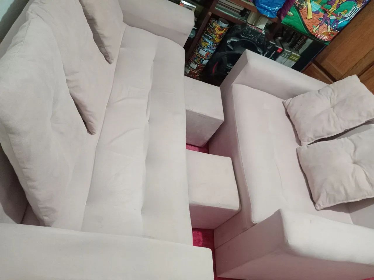 Vendo esse lindo sofá completo na cor rosa bebê leia o anúncio  - Foto 2