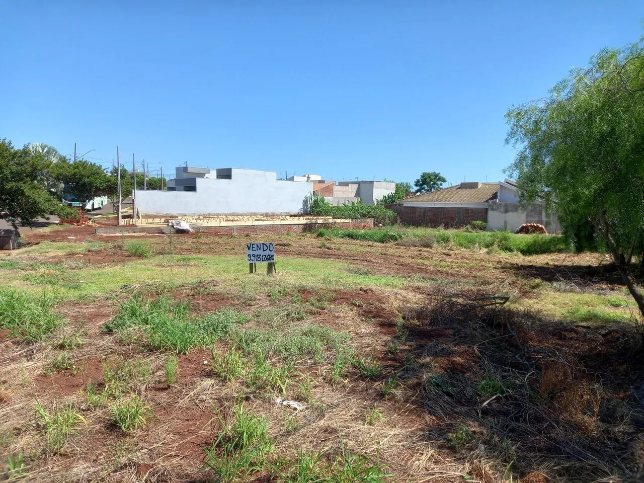Terreno  ótimo para 2 casas jd arezzo  - Foto 4