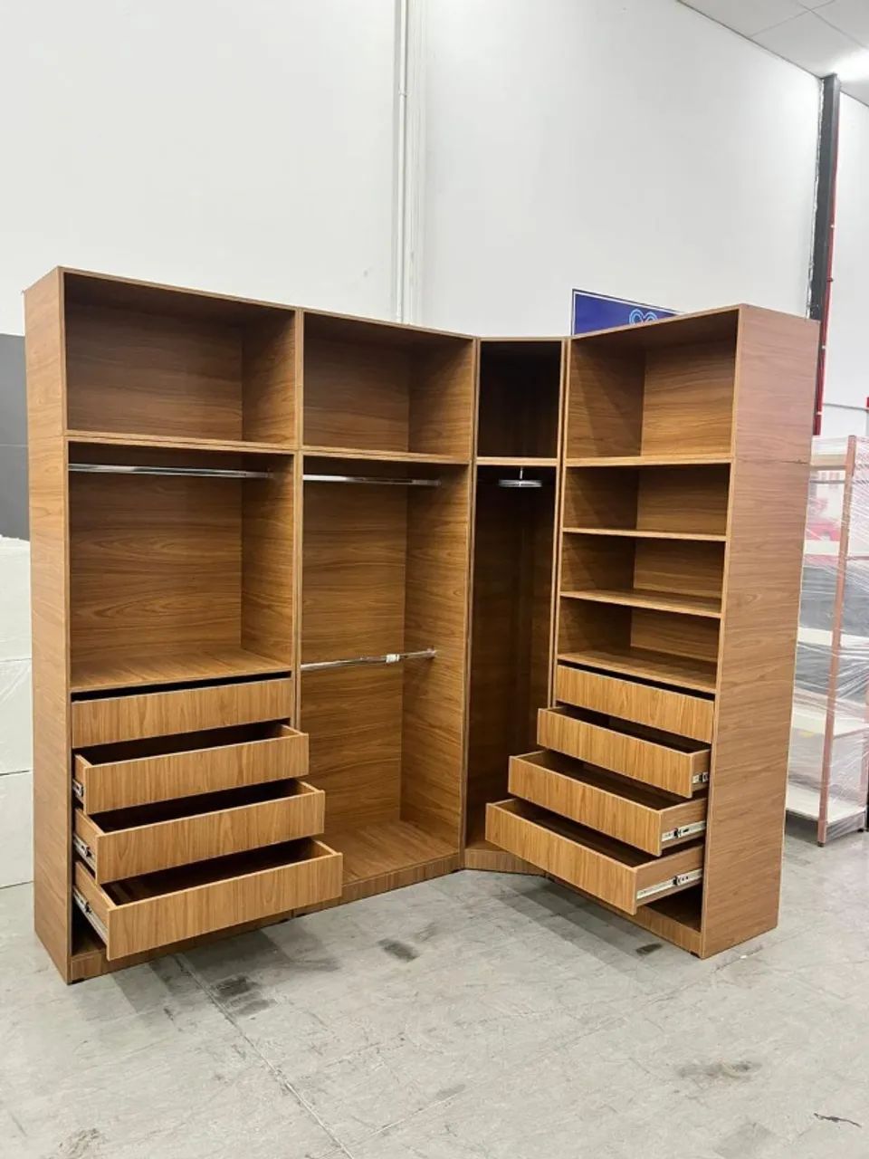 Closet MDF Amadeirado - Fabricamos sob encomenda 