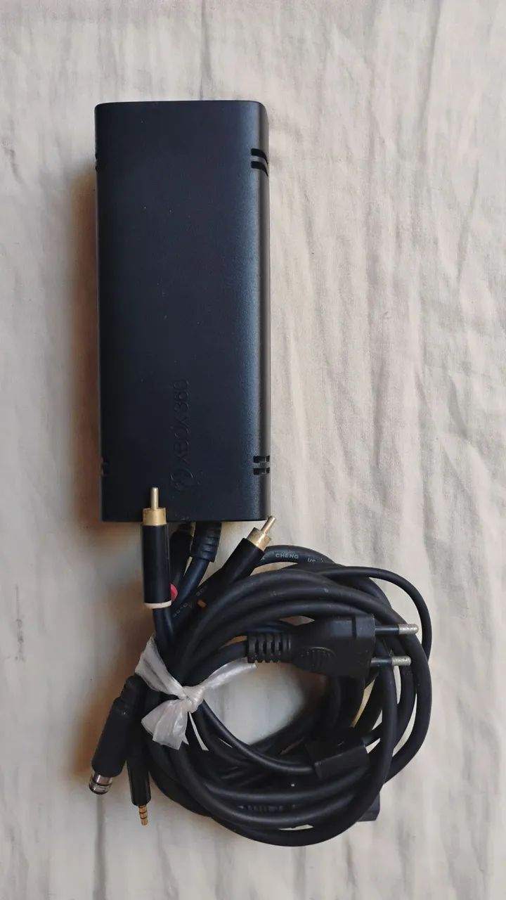 Xbox 360 - Super slim, Com caixa controle e jogo - Foto 4