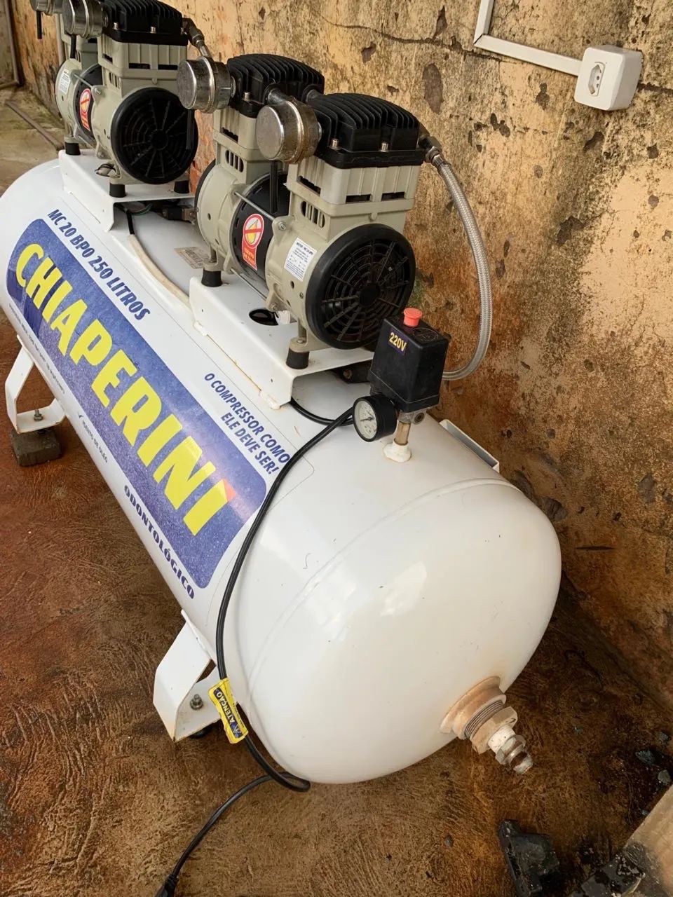 Compressor Chiaperini 20 pés 250 litros - Foto 3