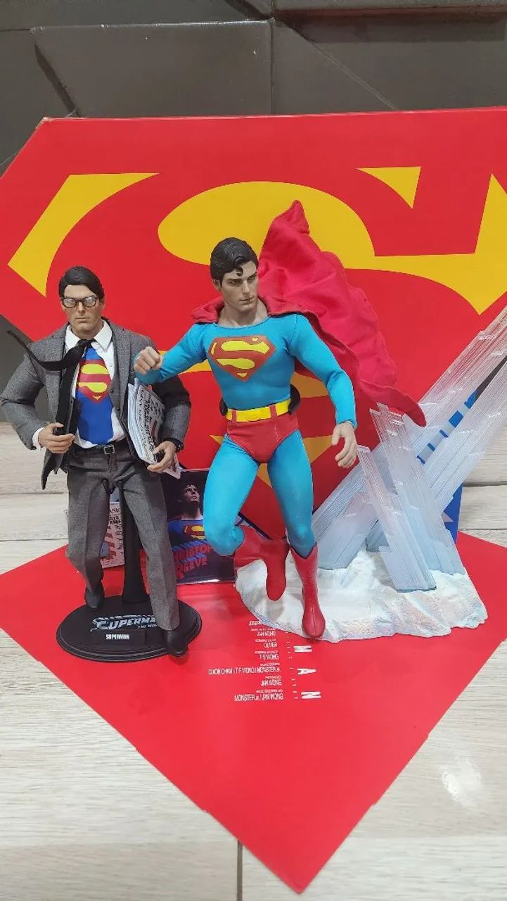 Hot toys superman clark kent cristopher reeve (custom) - Foto 2