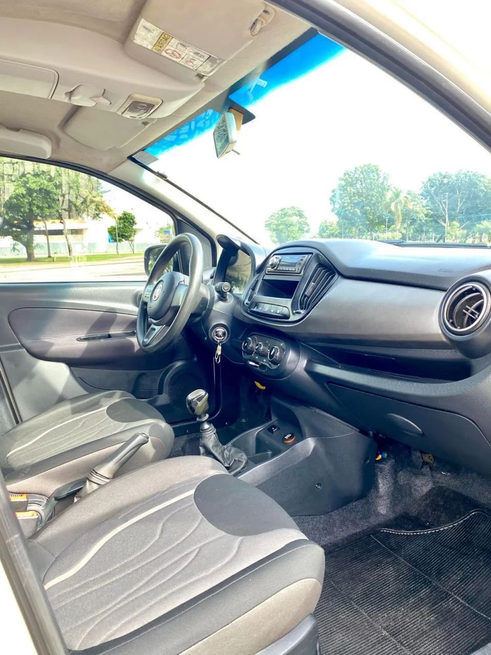 Fiat Uno WAY 1.3 Flex 8V 5P 2017 - Foto 3