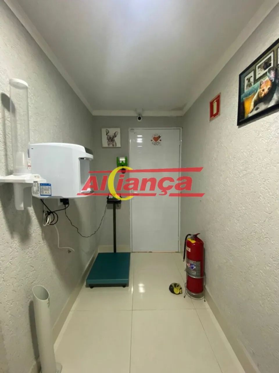 Vende-se belíssimo espaço comercial em funcionamento para Clínica Veterinária - Foto 2
