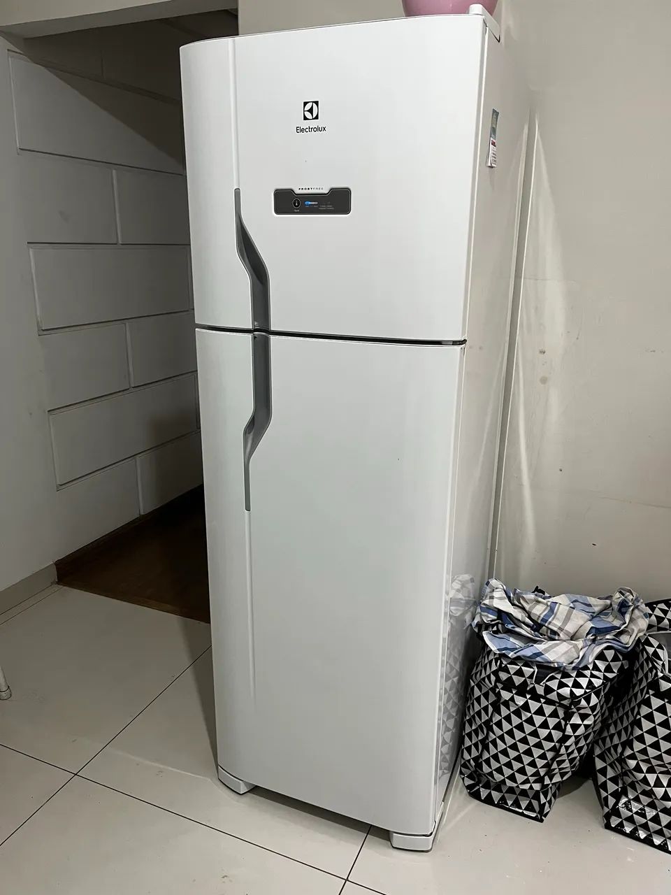Geladeira Electrolux 347L - Foto 3
