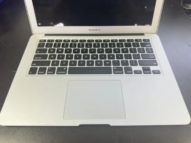 MACBOOK AIR 2017 - Foto 3