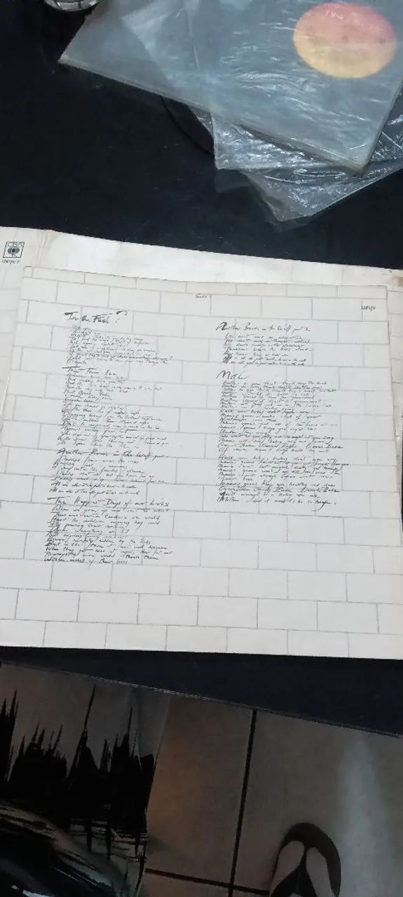 Encarte LP pink Floyd the wall - Foto 3