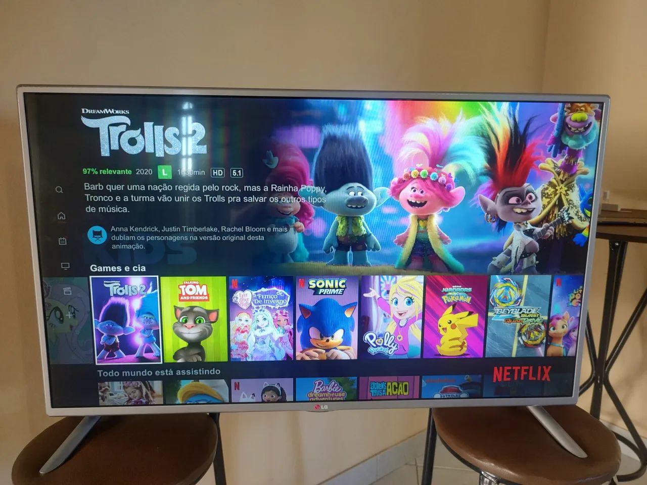 Smart TV LG 32 Polegadas / Branquinha / Pega YOUTUBE!!  - Foto 5