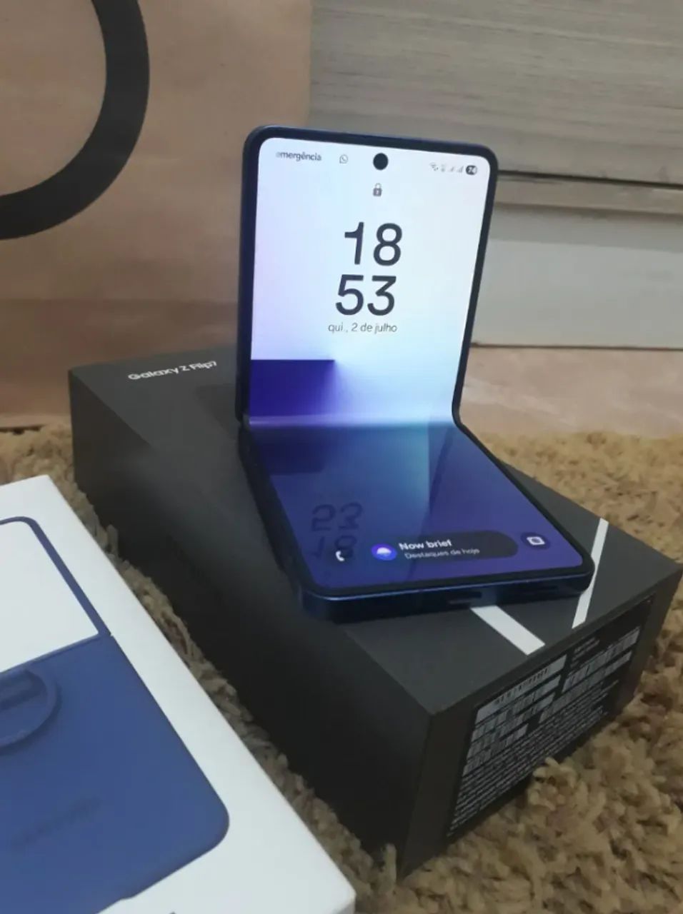 Samsung Z Flip 7 5G 512GB com NF e Caixa - Celulares e Smartphones