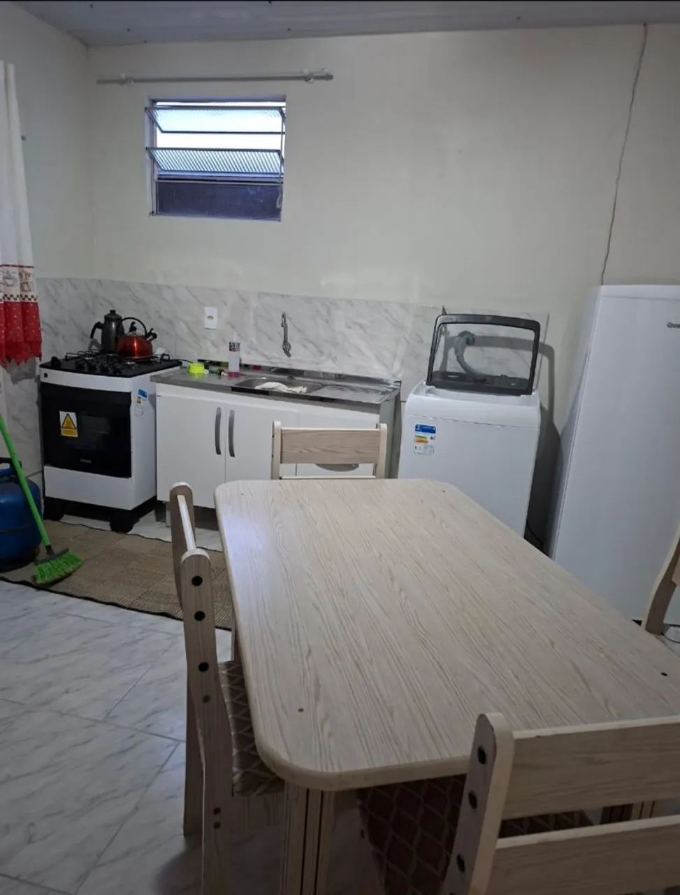 Alugo casa mobiliada na Costeira do Pirajubaé  - Foto 4