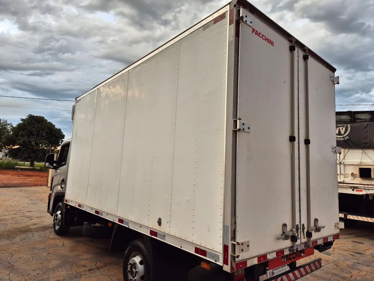 VW Express,  Ano 2020, Báu 4,50 mts, Ótimo estado.  - Foto 9