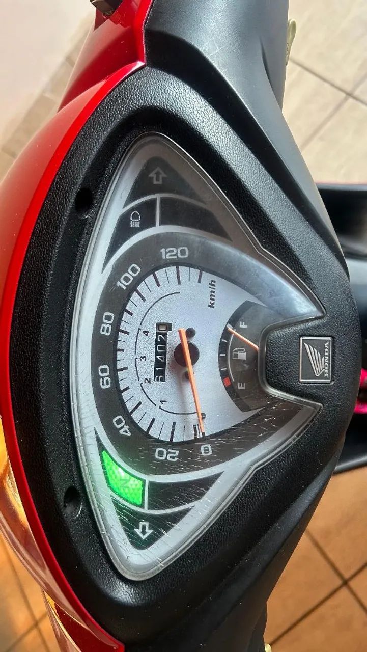 VENDO HONDA BIS - Foto 5