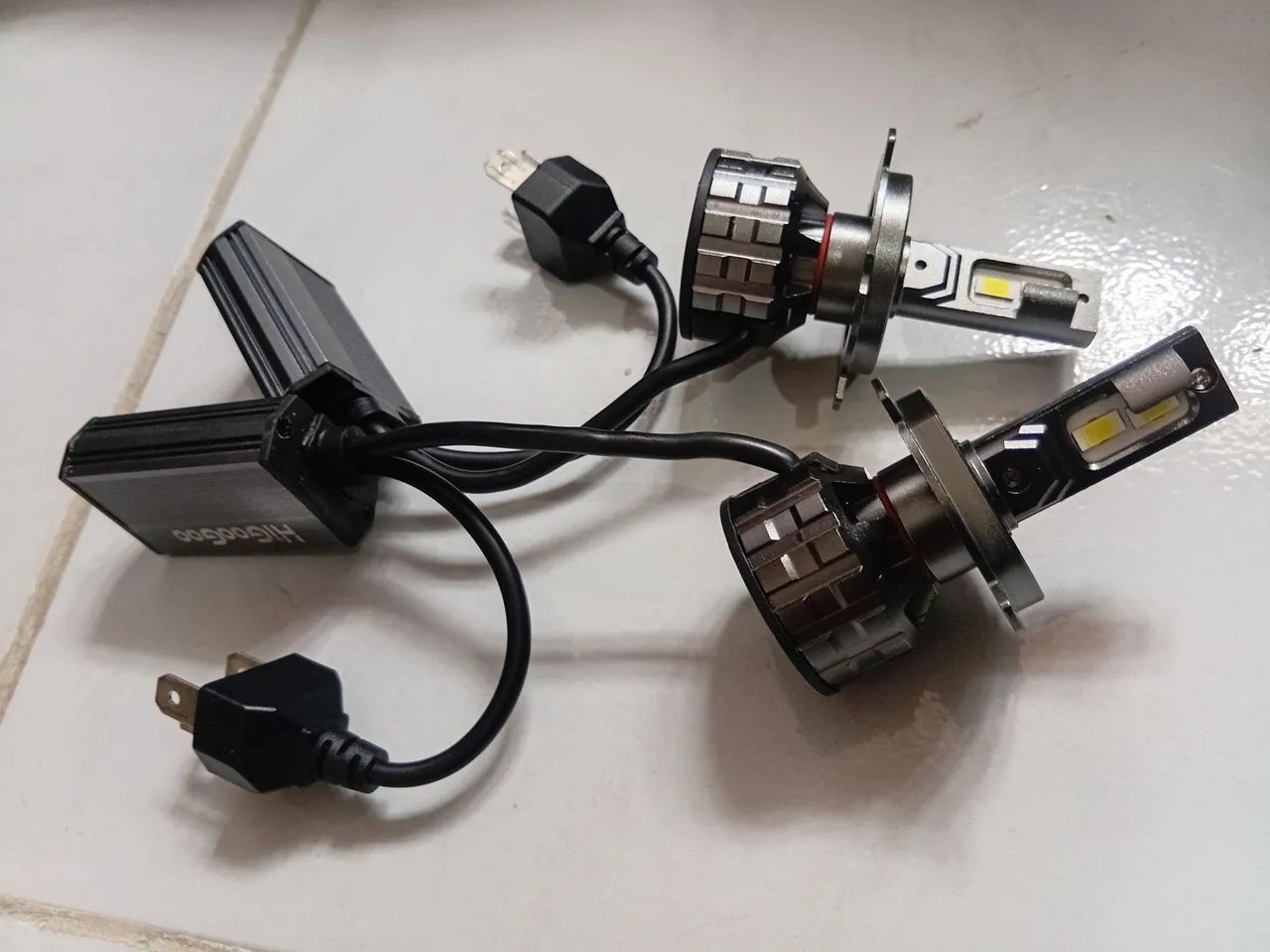 Lanpada de led h4 para carro  - Foto 2