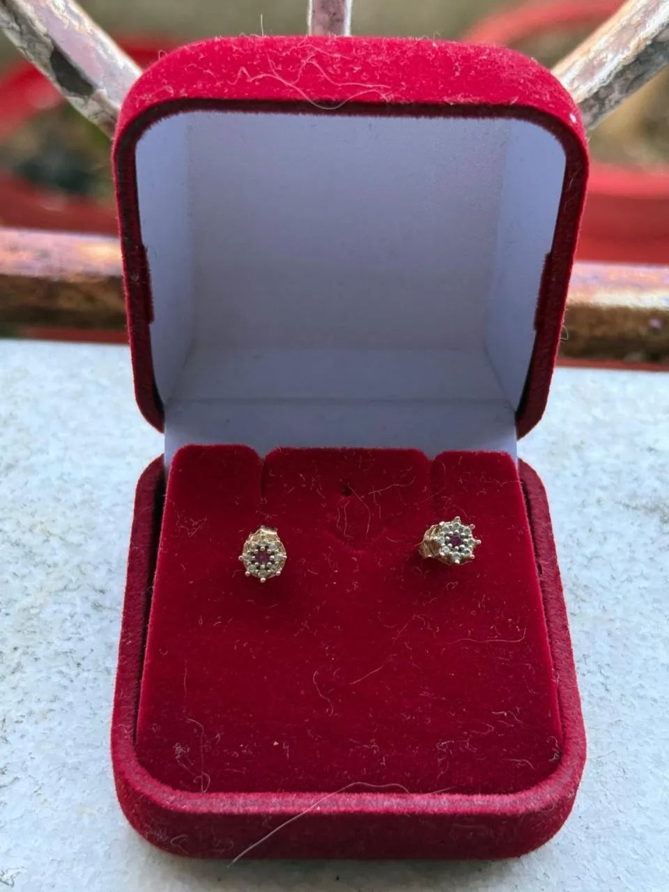 Brinco em ouro 18k