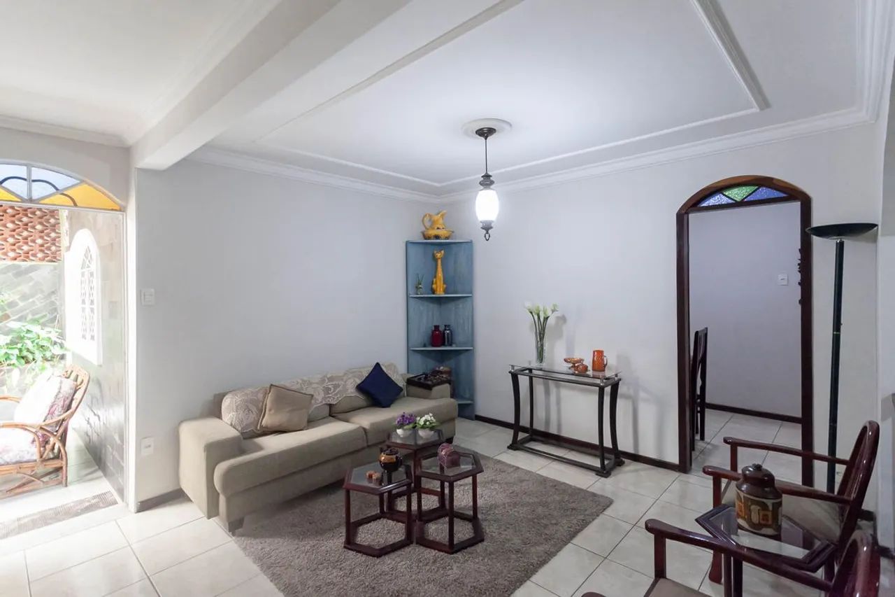 Casa à Venda - Alípio de Melo, 4 Quartos, 253 m2 - Foto 2