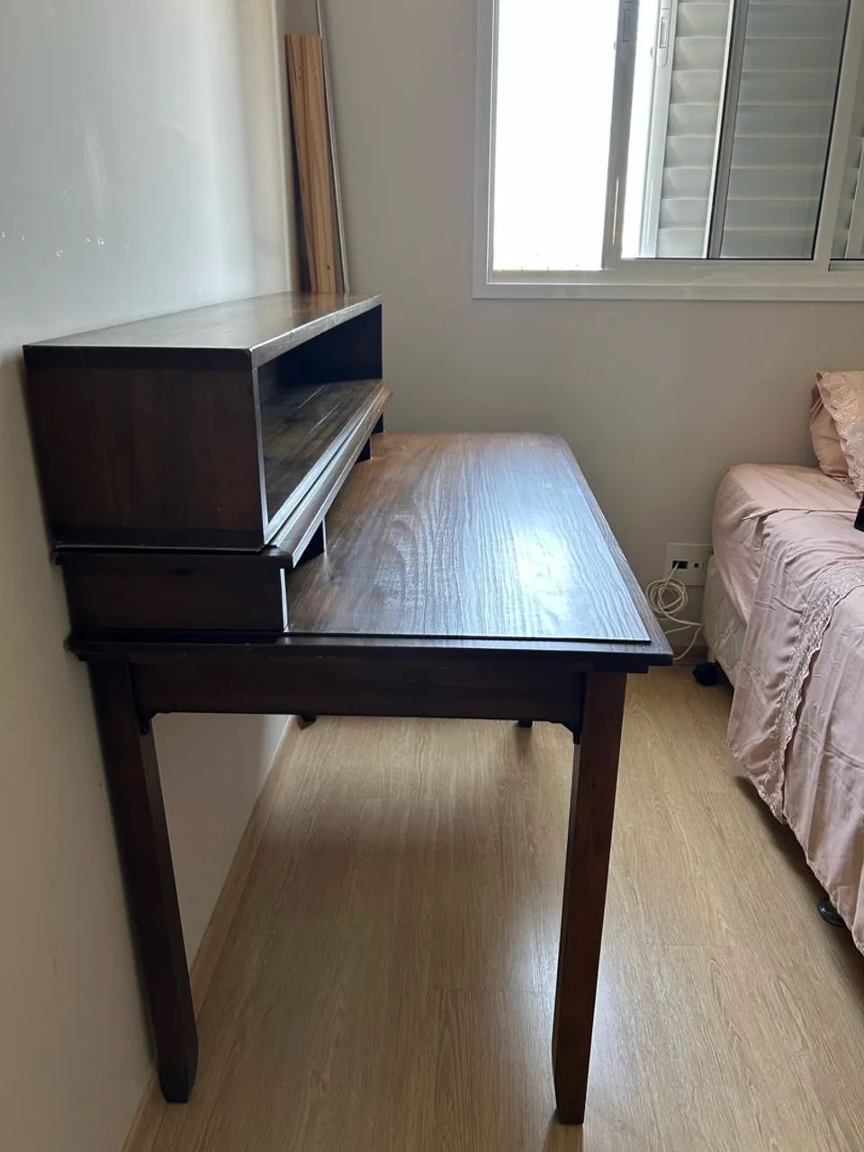 Mesa de estudo - Foto 2