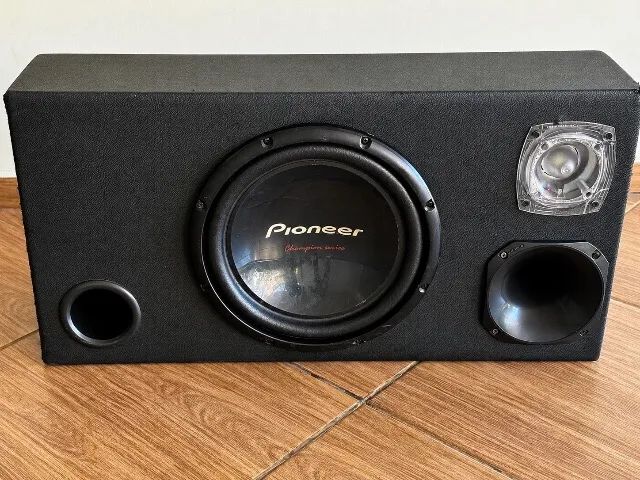 Caixa de som trio Pioneer cara preta com módulo e engate rápido