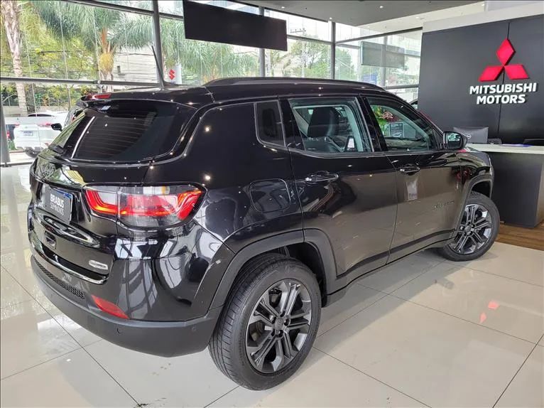 Jeep Compass LONG. TD 350 2.0 4x4 Diesel Aut., foto 4 de 16