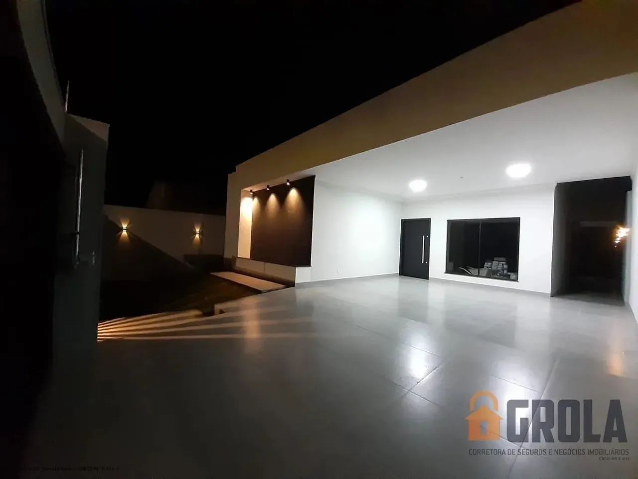 Casa para Venda em Campo Mourão, Jardim Flora III, 3 dormitórios, 3 suítes, 4 banheiros, 4 - Foto 5